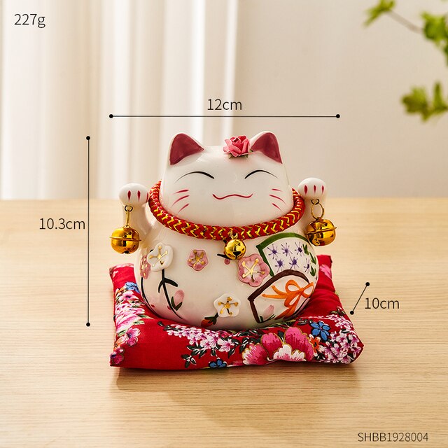Welcome Good Luck Japanese Lucky Cat: Embrace Fortune with Charming Resin Figurines!
