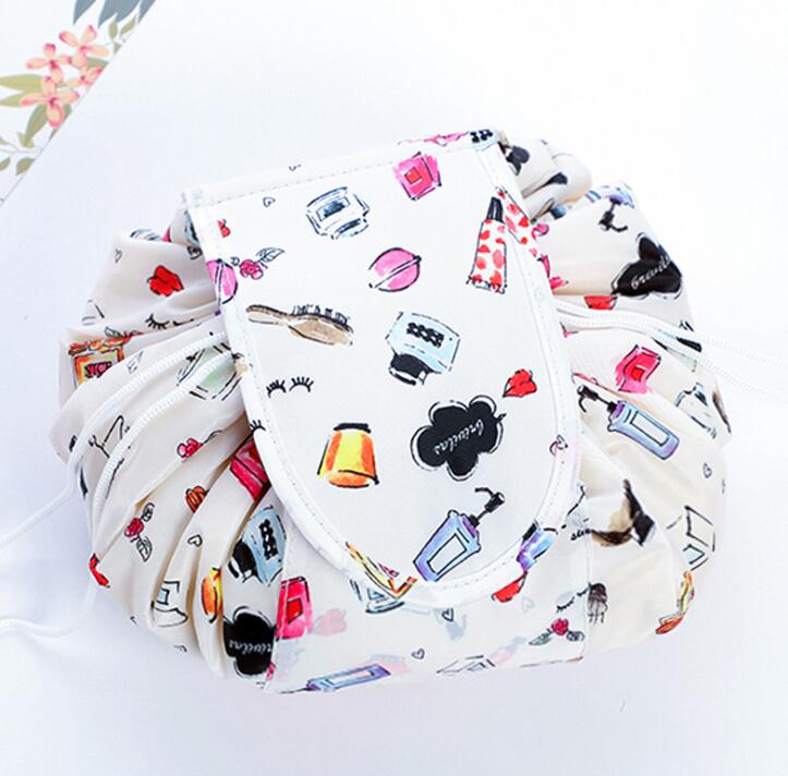 Travel in Style: Discover the Ultimate Cosmetic Bag for All Your Beauty Essentials!