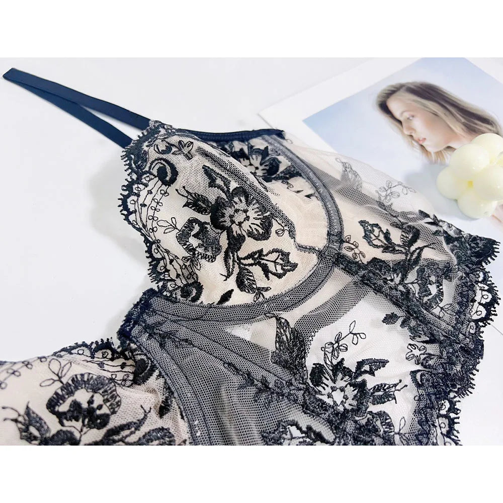 Carolina Bella - Lingerie Set