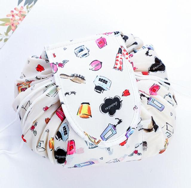Travel in Style: Discover the Ultimate Cosmetic Bag for All Your Beauty Essentials!