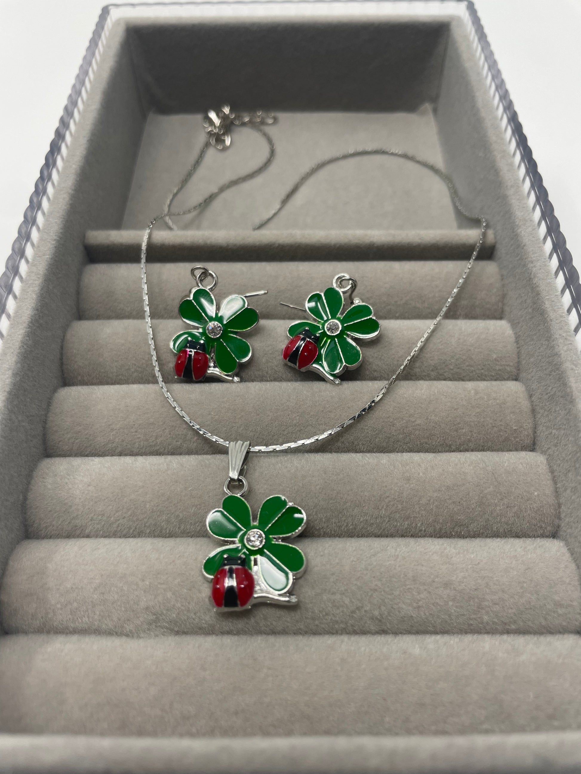 Emerald Clover Leaf Necklace Set, Jewellery Set, Ladybird, Prosperity Gift For Her, Lucky Pendant, Good Luck, Earrings And Necklace Set