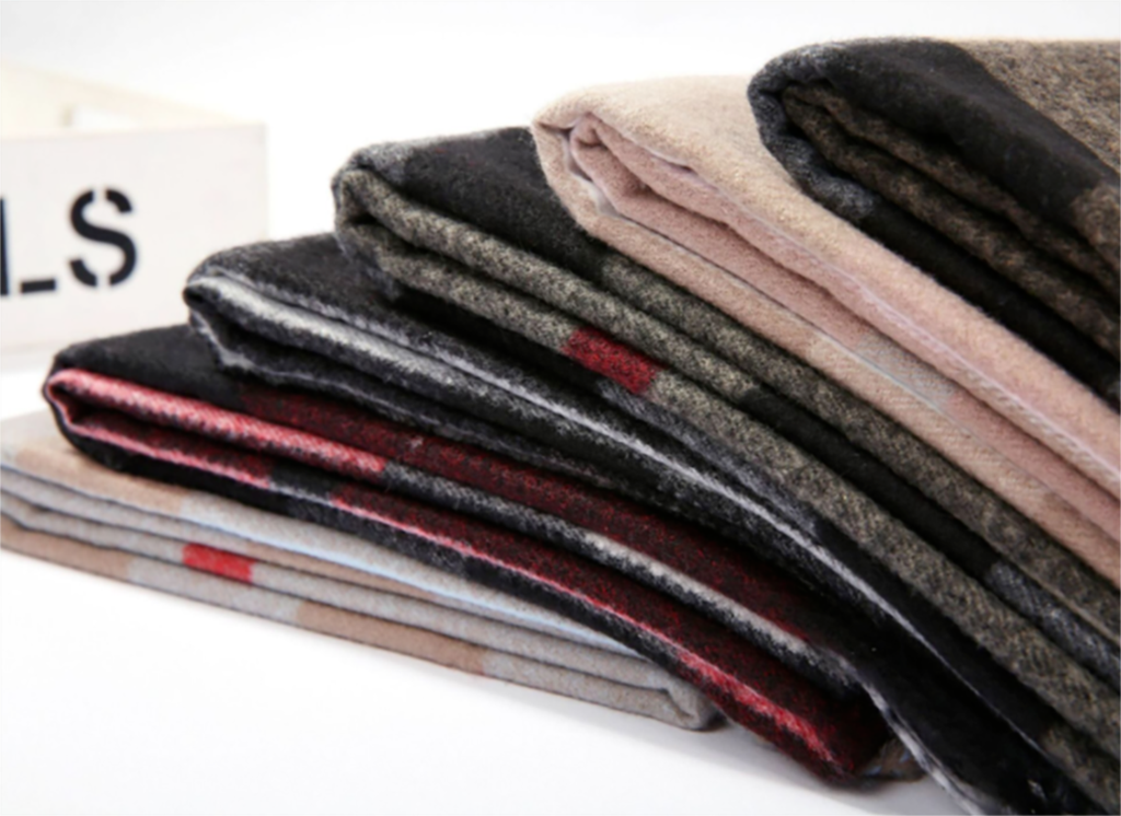 Chic Cashmere Feel Women's Scarf: Elevate Your Style with Elegance and Comfort