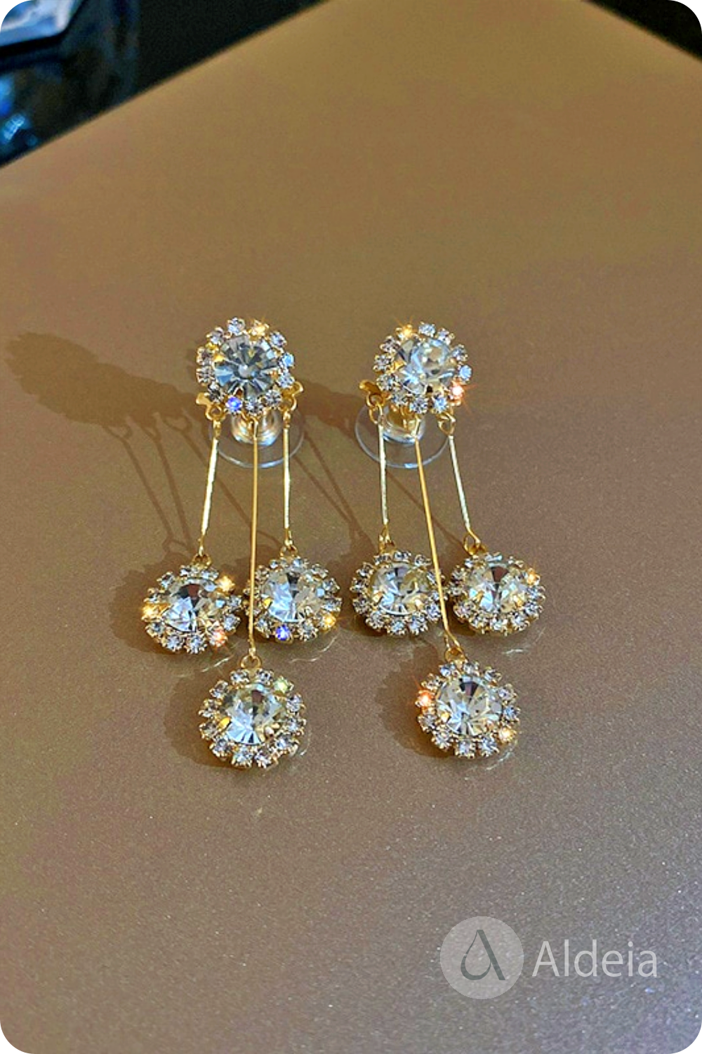 Virtus Luxury Drop Crystal Earring