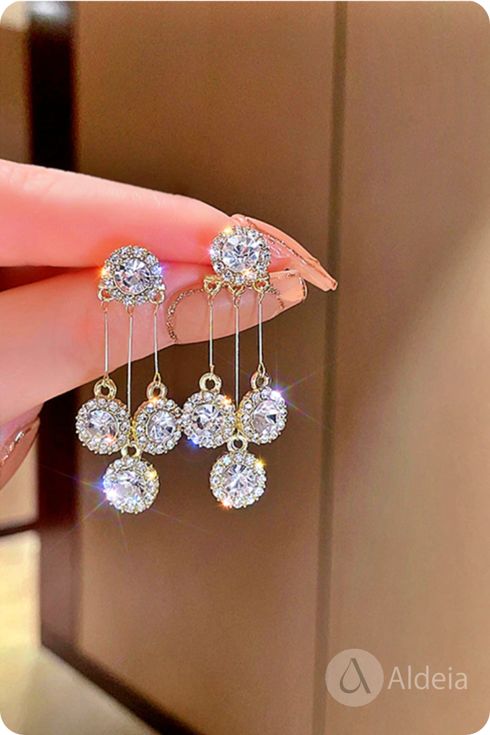 Virtus Luxury Drop Crystal Earring