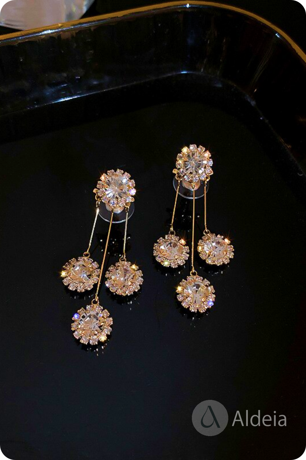 Virtus Luxury Drop Crystal Earring